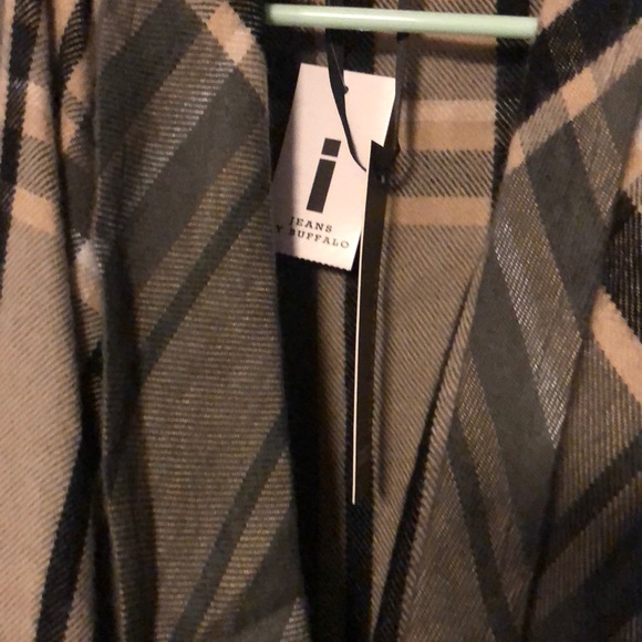 Sweater - Picture 2 of 4